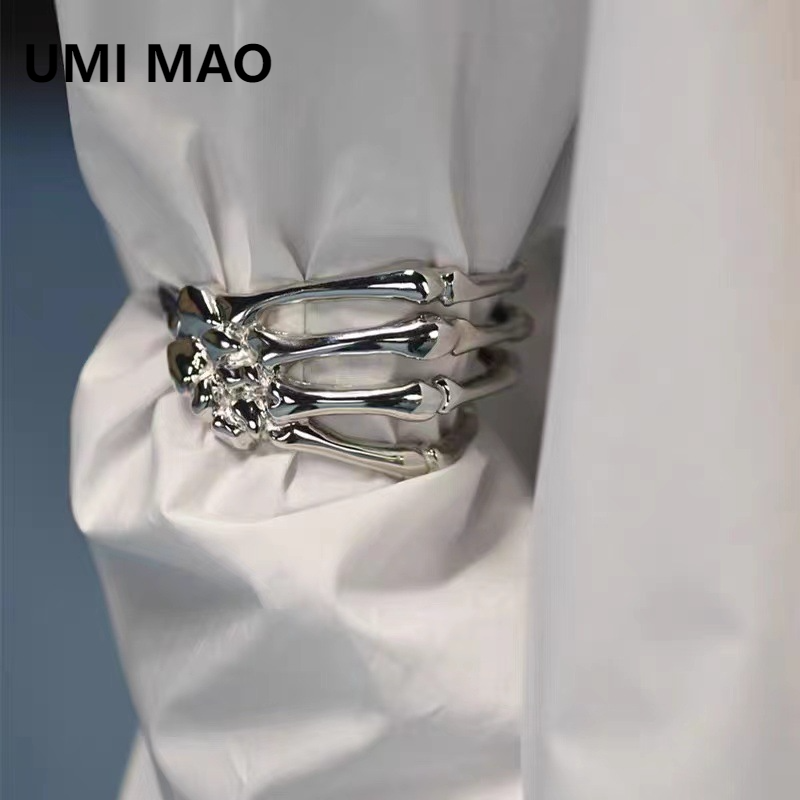 Ethnic Fashion Instagram - UMI MAO Dark Wind Liquid Flowing