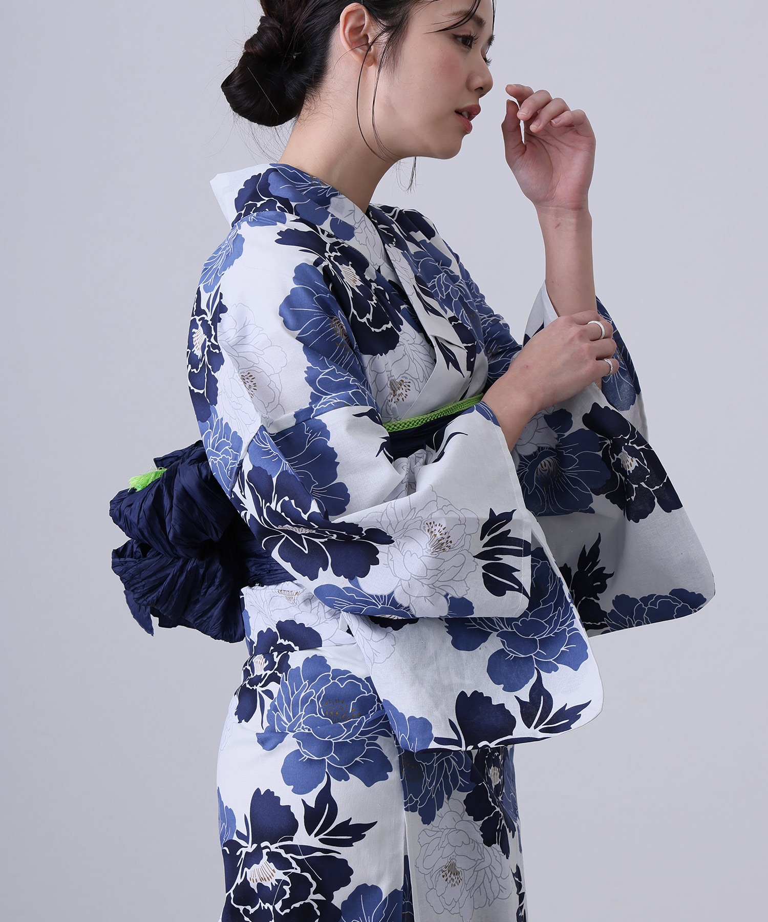 Ethnic Clothing & Online Fashion Store Khaadi Pk - Traditional Yukata Kimono Cotton Linen Material