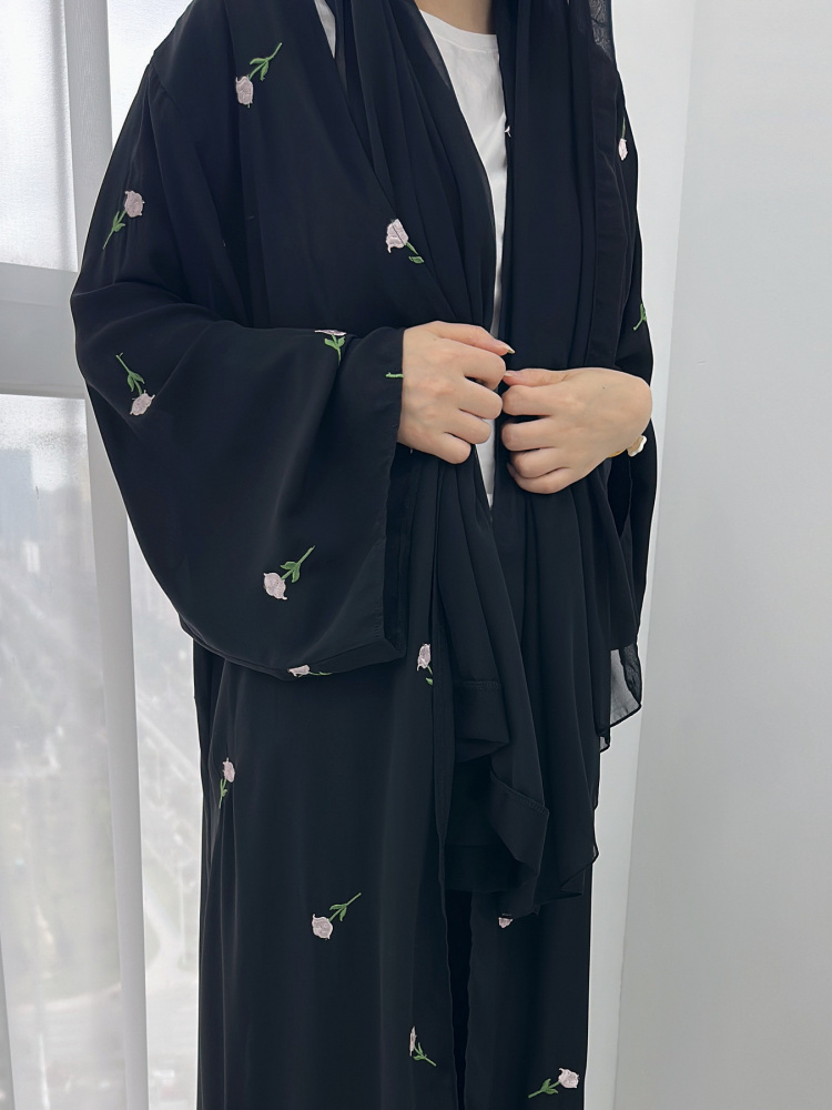 Elegant Embroidered Flower Ope - Ethnic Fashion Dubai 评论和价格