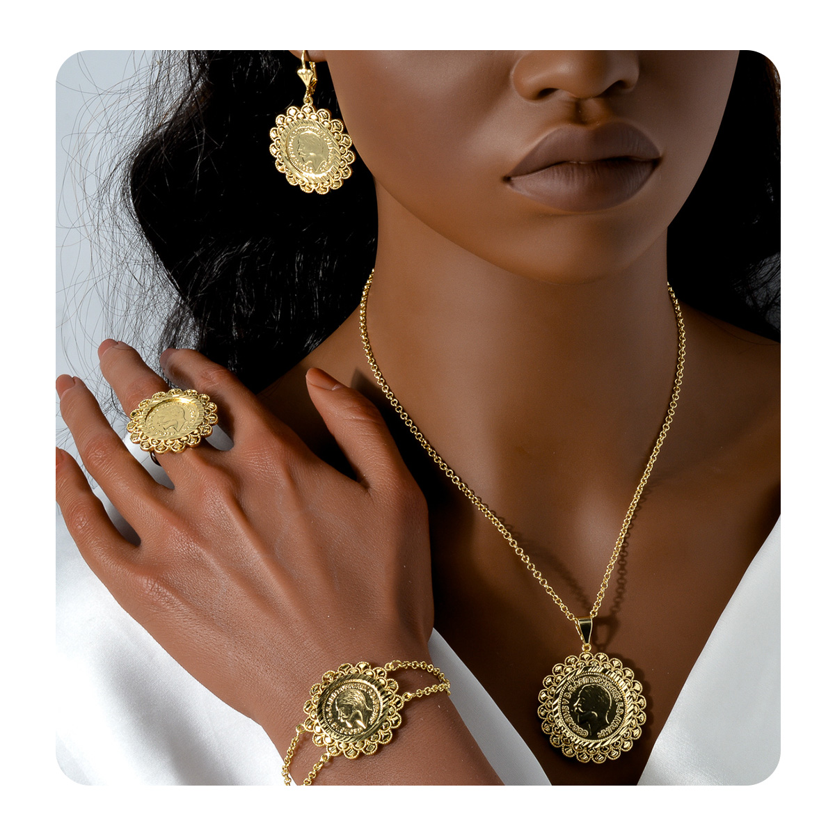 Vintage Coin Portrait Jewelry  - Ethnic Fashion Dubai 评论和价格