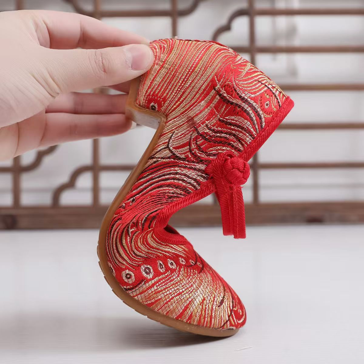 2026 Women New Block Heel Silk - Ethnic Fabric 评论和价格