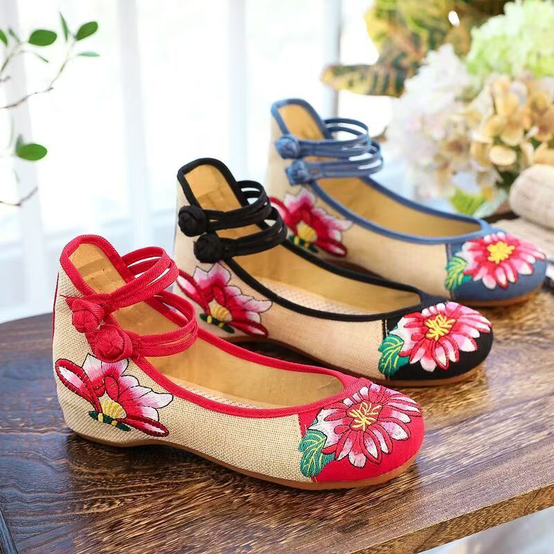 Woman Wedges Embroidered Cloth - Ethnic Fabric 评论和价格