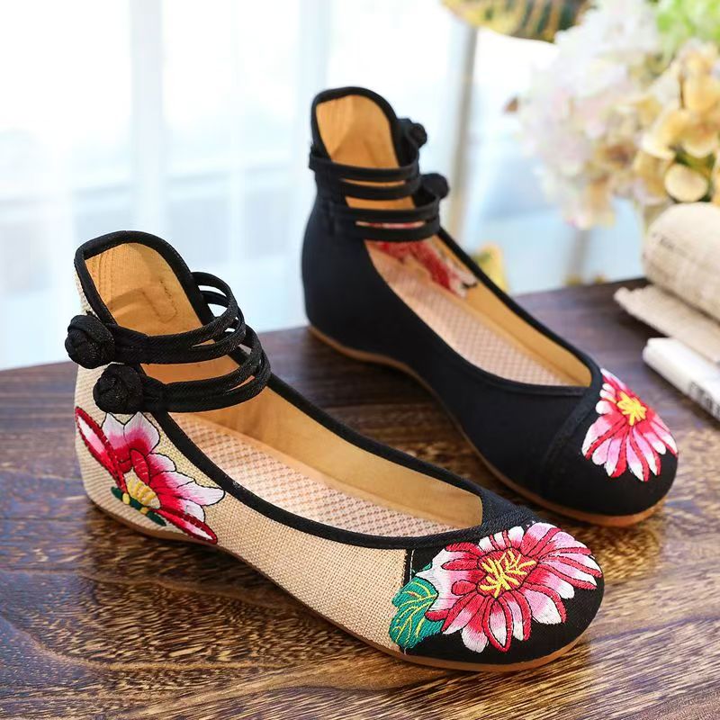 Woman Wedges Embroidered Cloth - Ethnic Fabric 评论和价格